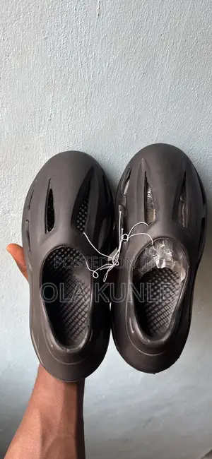 Quality Unisex Crocs