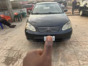 Toyota Corolla LE 2005 Black
