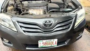 Toyota Camry 2010 Gray