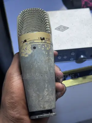 Behringer C3 Microphone