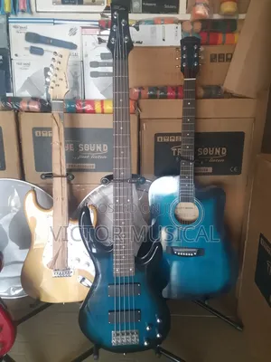 5 Strings Base Guitar