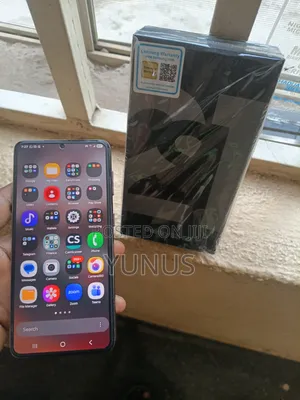 Samsung Galaxy S21 5G 128 GB Gray