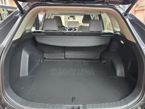 Toyota RAV4 XLE Premium 2025 Gray