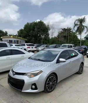 Toyota Corolla 2015 Silver