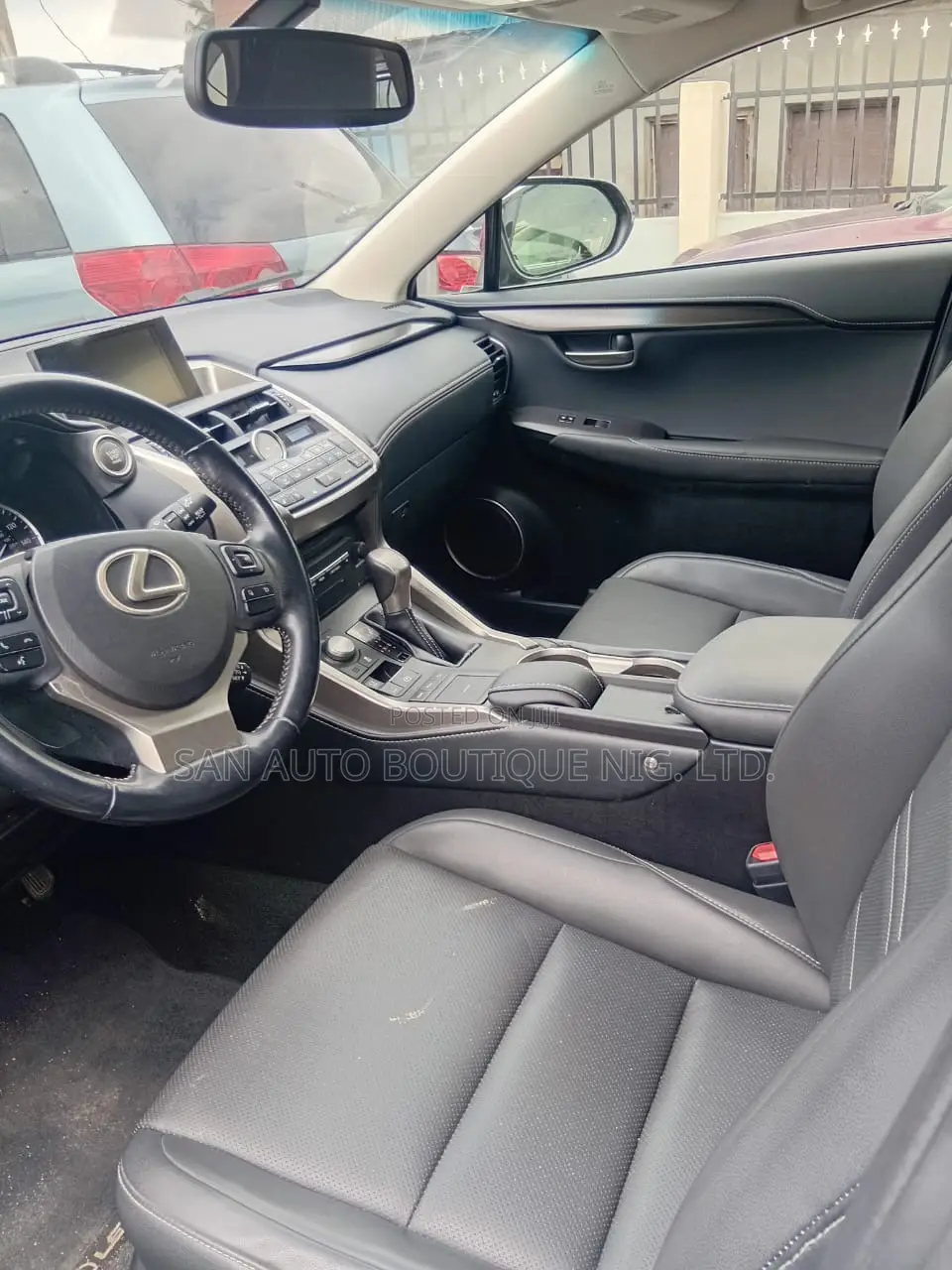 Lexus NX 2016 Black