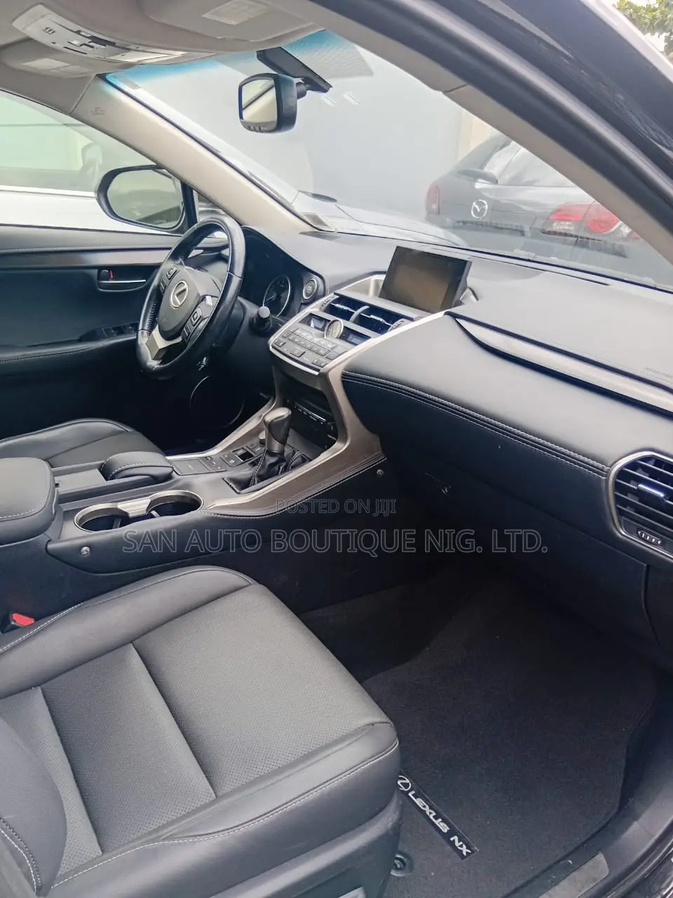 Lexus NX 2016 Black