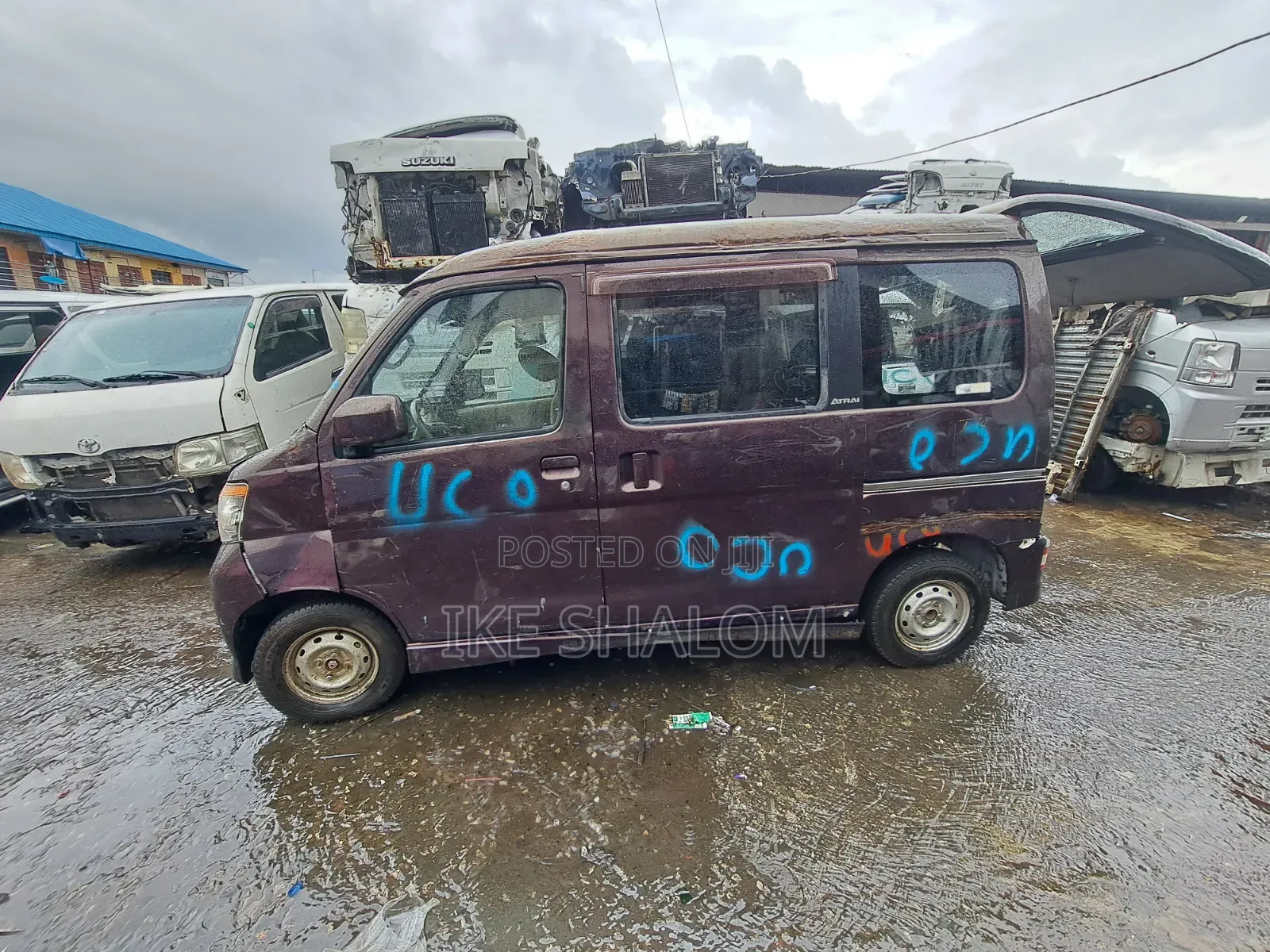 Daihatsu Hijet 2012 Brown