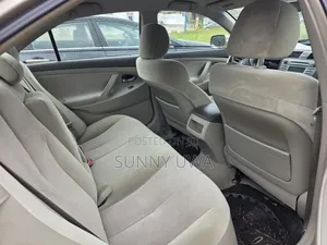 Toyota Camry 2011 Gold