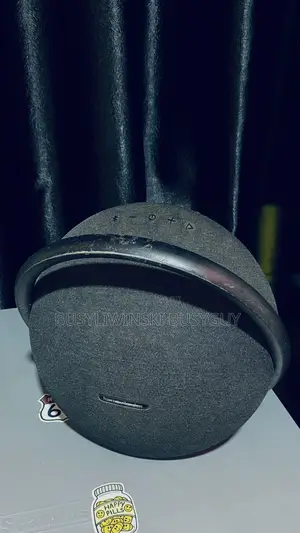 Onyx Studio 7 Harman Kardon