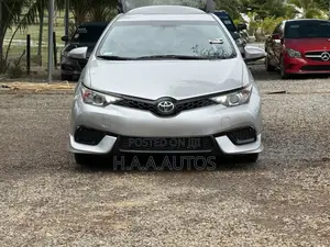 Toyota Corolla 2017 Silver