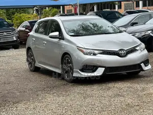 Toyota Corolla 2017 Silver