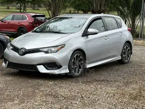 Toyota Corolla 2017 Silver