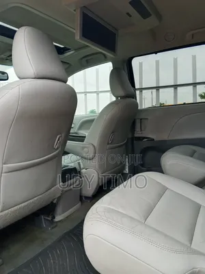 Toyota Sienna 2017 Black