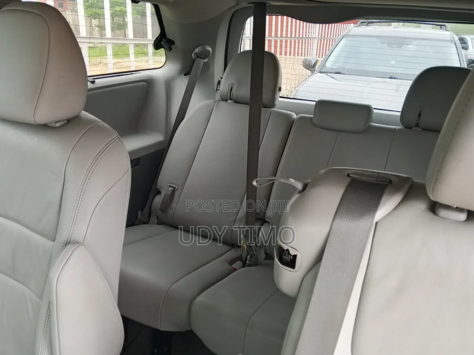 Toyota Sienna 2017 Black