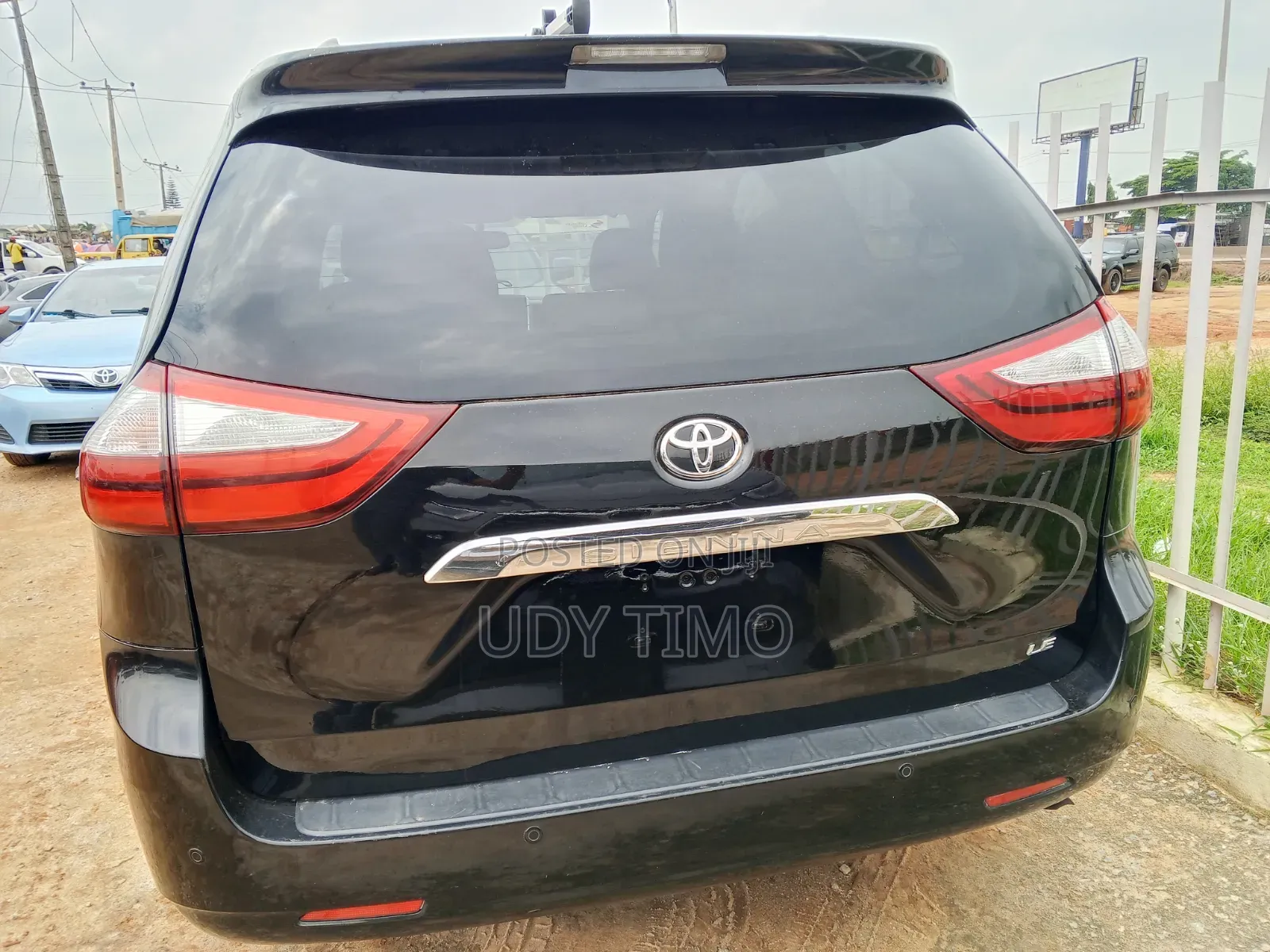 Toyota Sienna 2017 Black