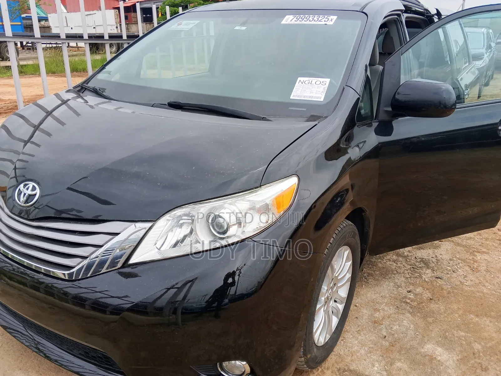 Toyota Sienna 2017 Black