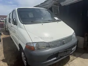 Toyota HiAce 2008 White