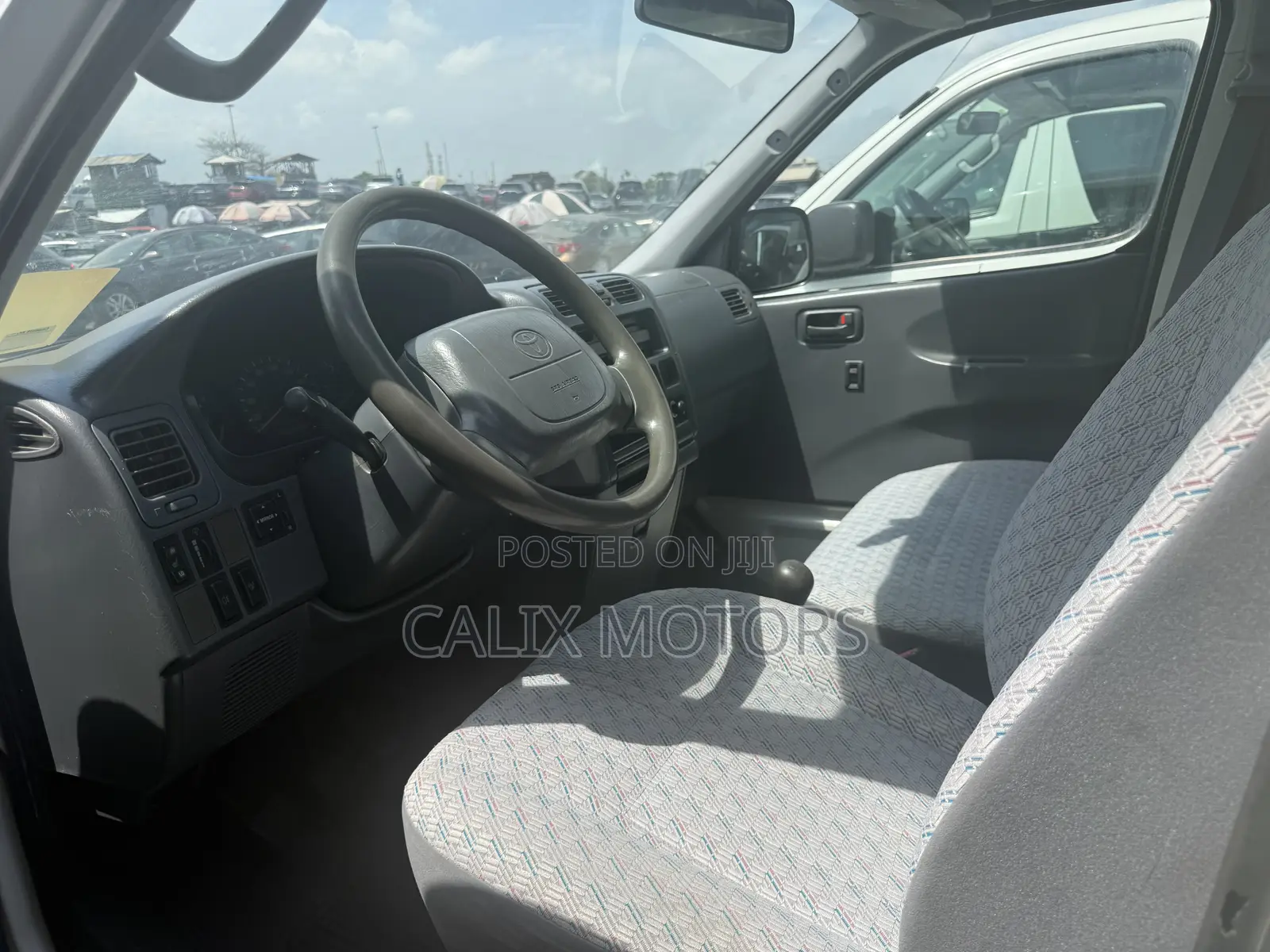 Toyota HiAce 2008 White