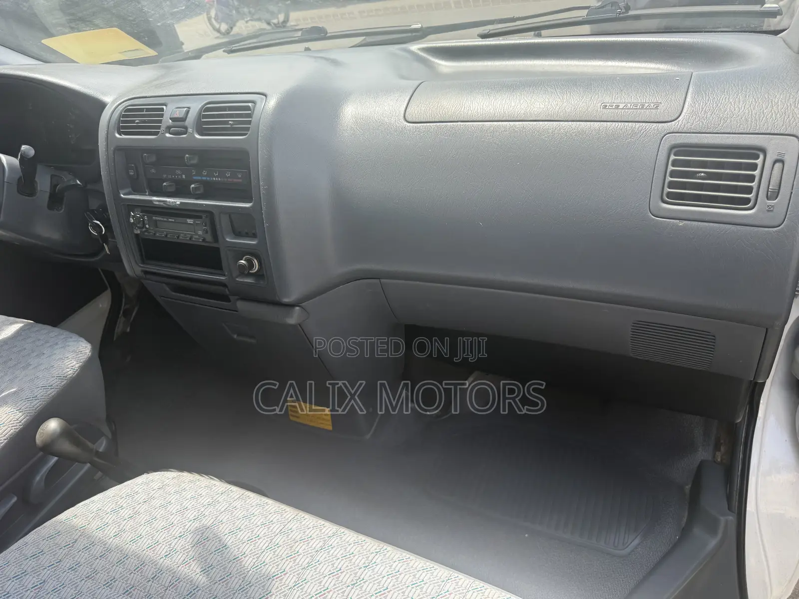 Toyota HiAce 2008 White
