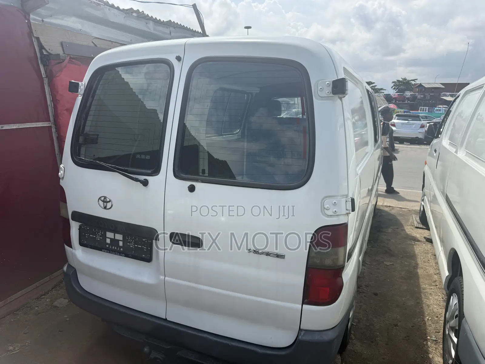 Toyota HiAce 2008 White