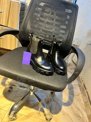 Chelsea Boots