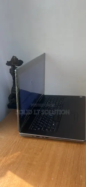 Laptop Dell Precision 7720 16GB Intel Core i7 SSD 512GB