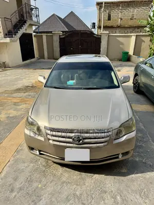 Toyota Avalon Limited 2007 Gold