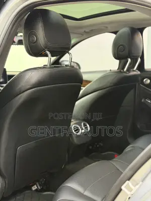 Mercedes-Benz C300 Sport 4dr AWD 4Matic Sedan (2.0L 4cyl 7A) 2015 Gray