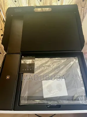 New Laptop Alienware M18 R2 16GB Intel Core i7 SSD 1T