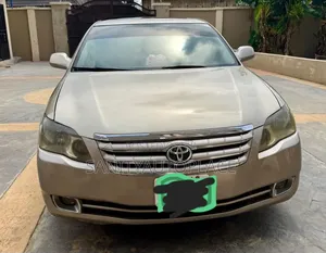 Toyota Avalon Limited 2007 Gold