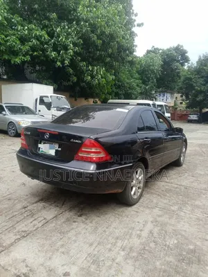 Mercedes-Benz C230 2009 Black