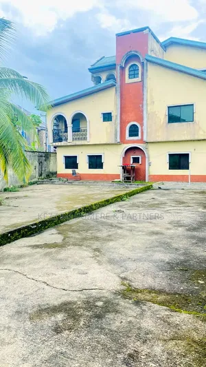 8bdrm Duplex in Agip Estate, Port, Obio-Akpor for sale