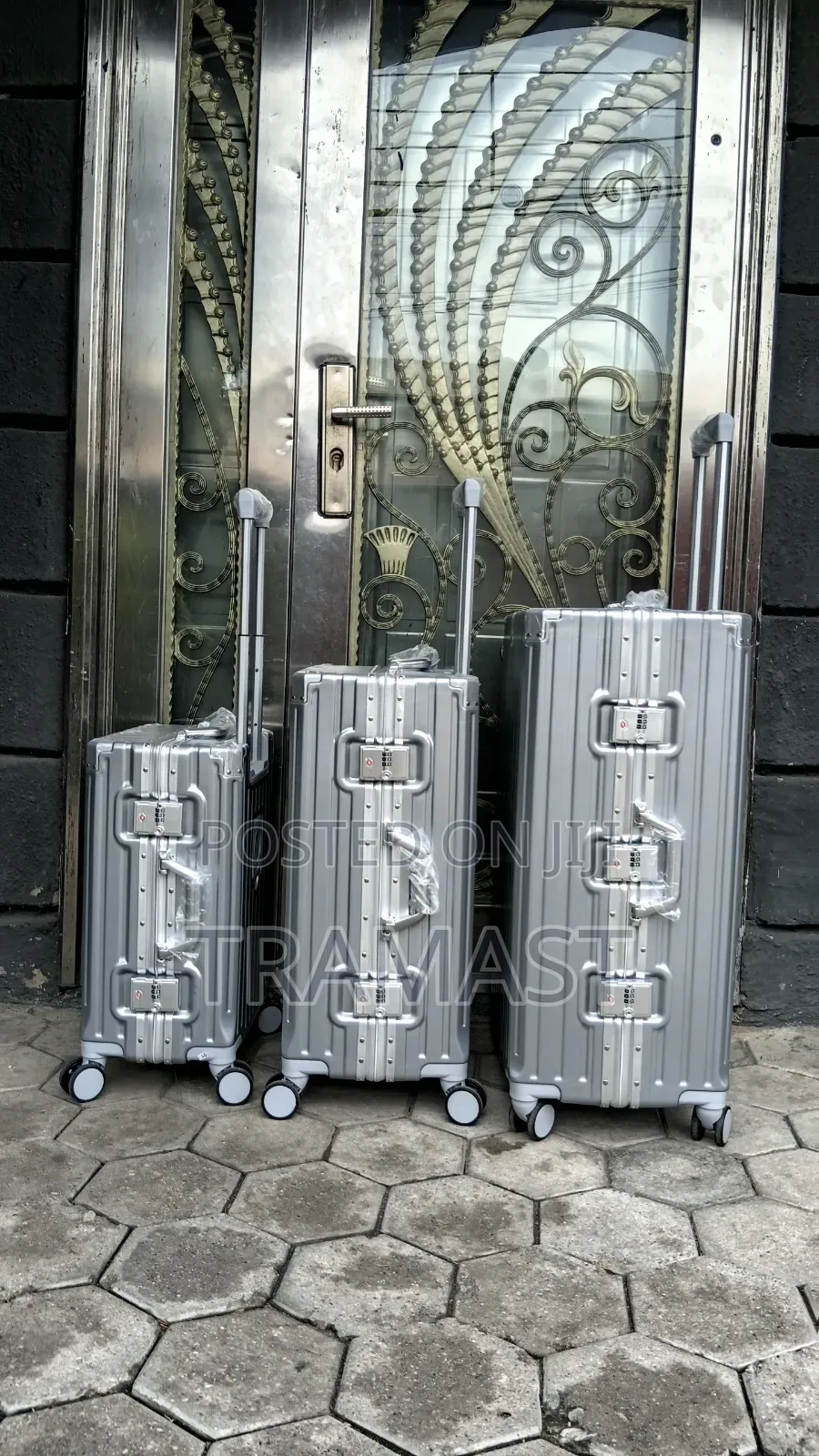 Durable 3pcs Spinner Wheel Luggage Available in Ikeja