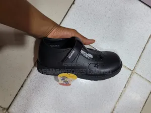 Crabkids Big Girls School Shoe
