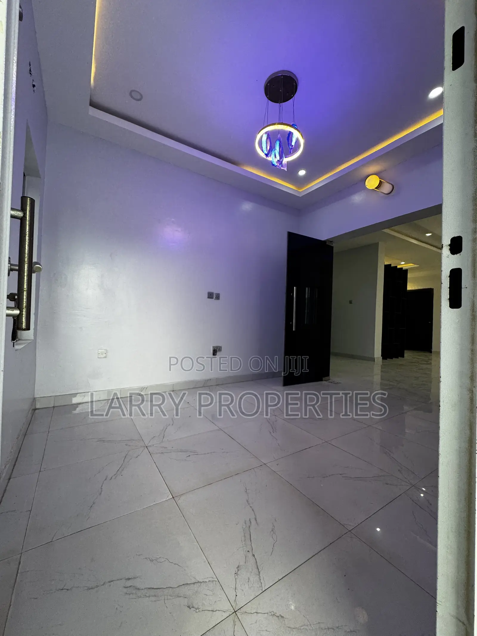 Luxury 4 Bedroom Fully Detached Duplex