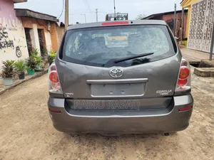 Toyota Corolla Verso 2008 Gray