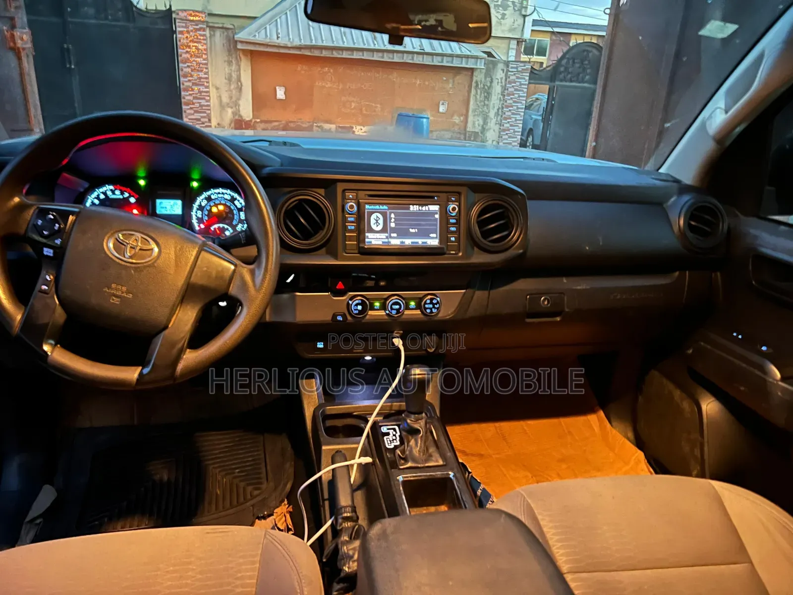 Toyota Tacoma 2017 Silver