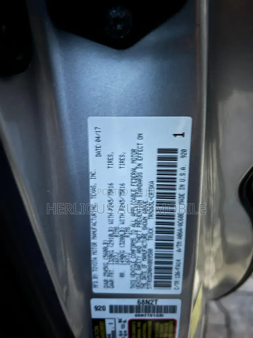 Toyota Tacoma 2017 Silver