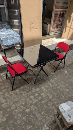 Indoor Restaurant Foldable Table Foldable 2 Chairs