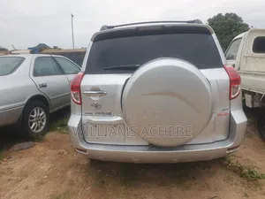 Toyota RAV4 2006 Silver