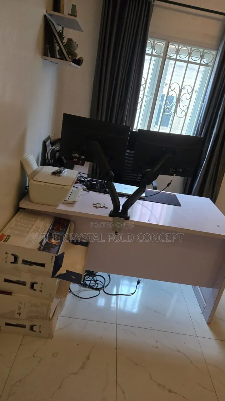 Furniture and Gadget