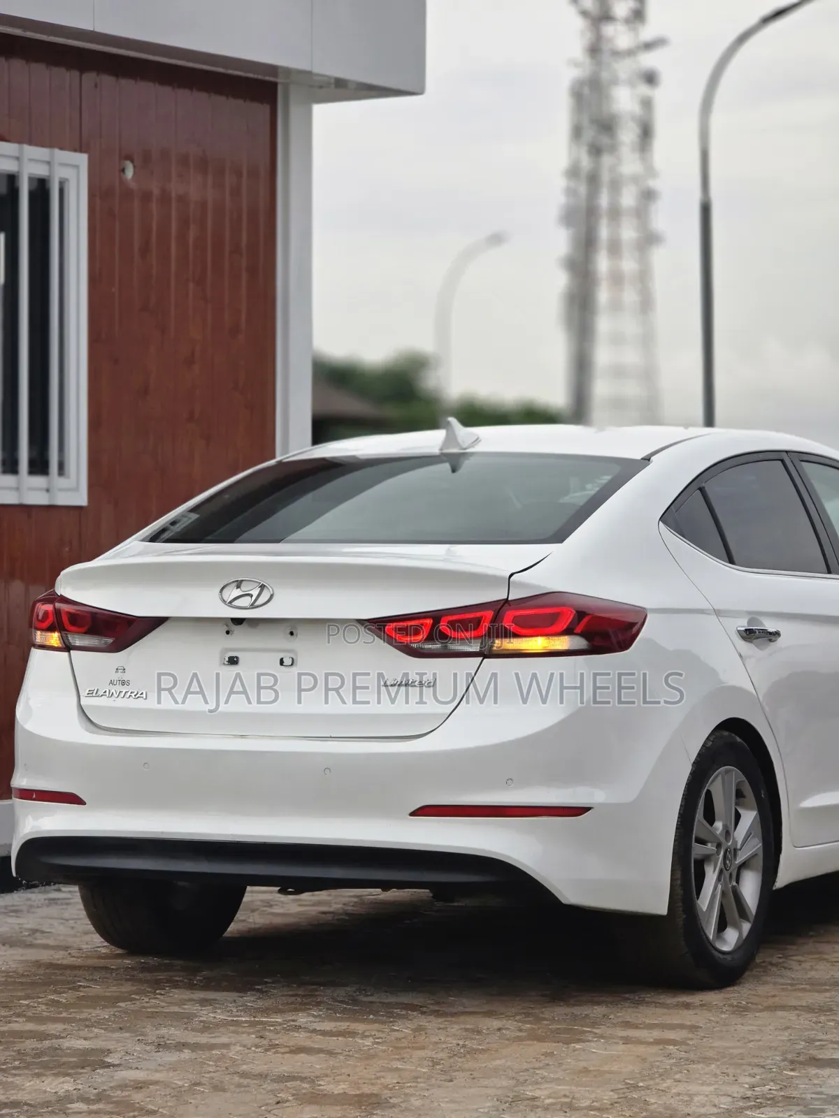 Hyundai Elantra 2016 White