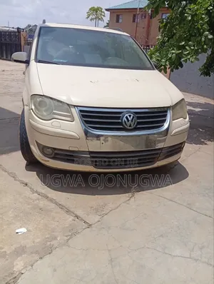Volkswagen Touran 1.9 TDi Trendline DSG 2007 Off white