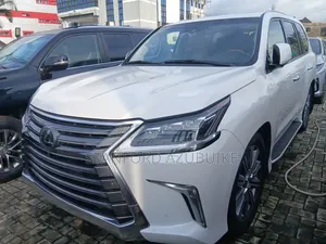 Lexus LX 2015 White