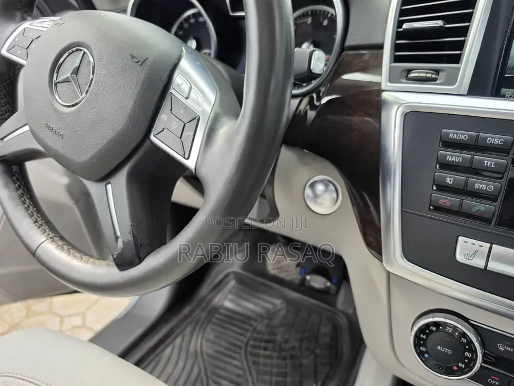 Mercedes-Benz M Class 2013 Silver