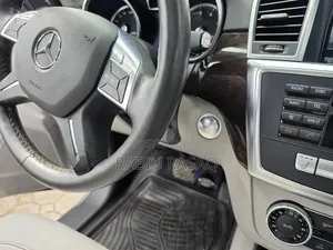 Mercedes-Benz M Class 2013 Silver