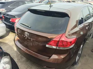 Toyota Venza 2012 Gold