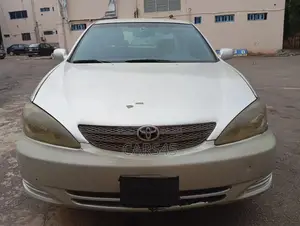 Toyota Camry 2002 Silver