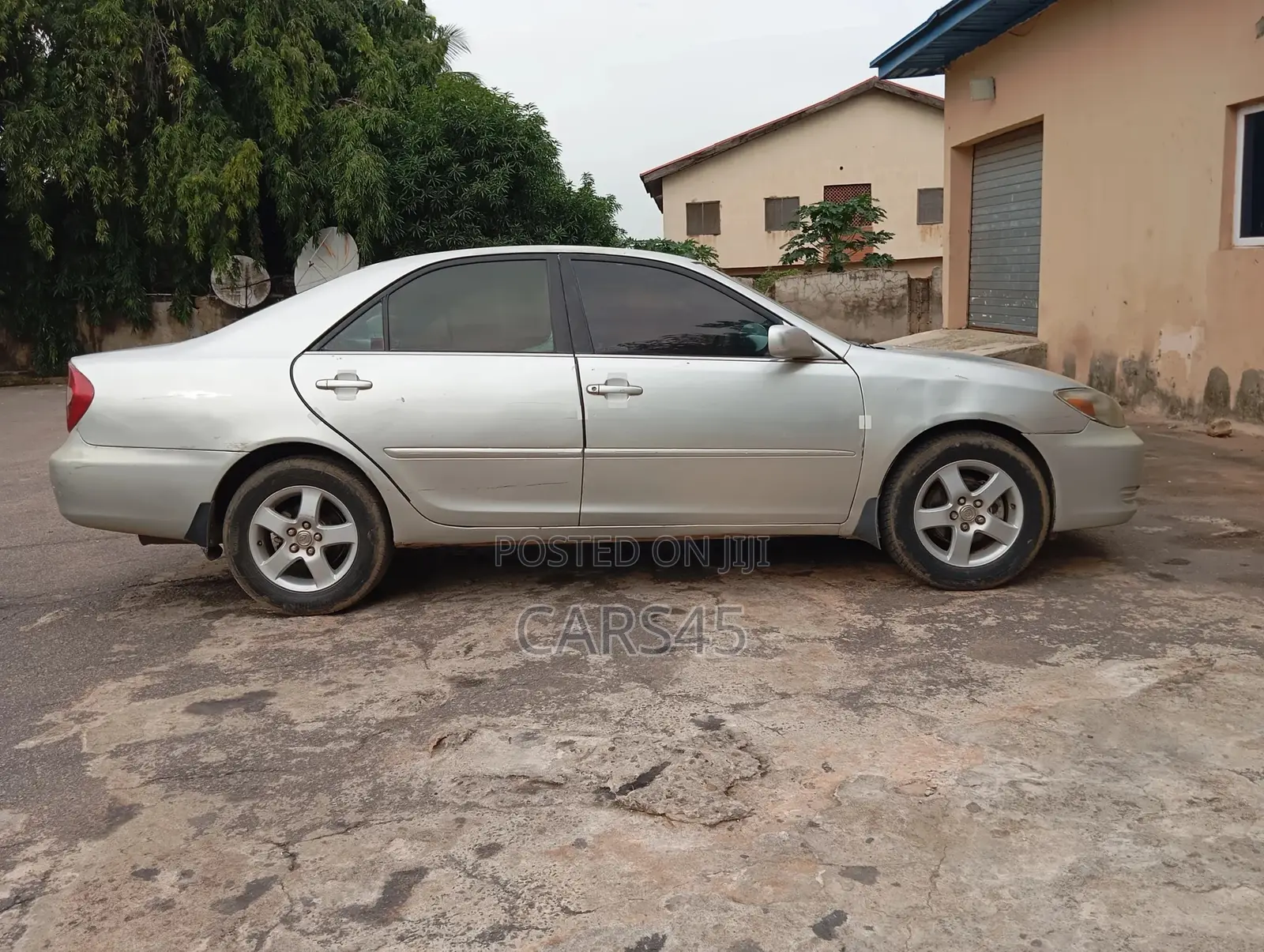 Toyota Camry 2002 Silver