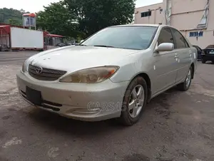 Toyota Camry 2002 Silver